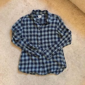⭐️10 for $15⭐️ uniqlo plaid shirts